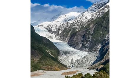 $107 Car Rental Franz Josef Glacier .